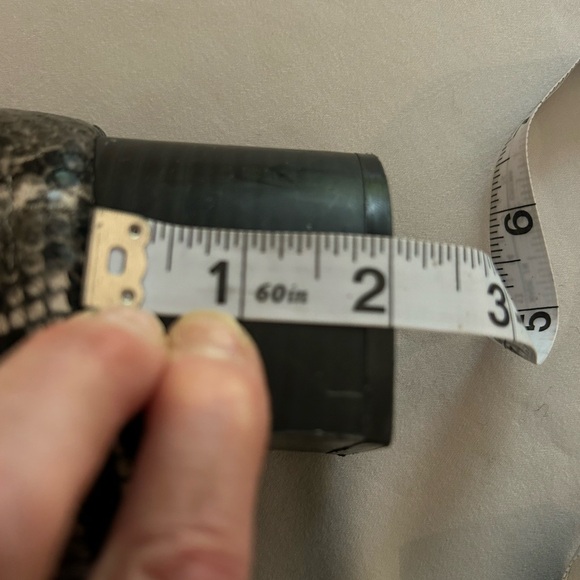 Old Navy Snake Skin 4” Side Zip Boot Size 9 - Picture 12 of 14